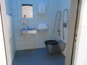 WC adapté de la Gare SNCB