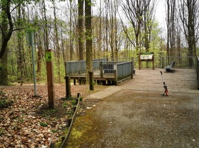 zone de détente sécurisée dans la foret