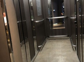 cabine d'ascenseur