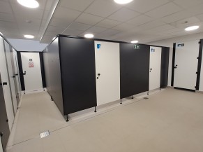 Cabines, vestiaire 4 adapté