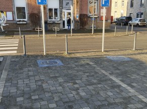 Reserved parking spaces on the Place Communale d'Anhée