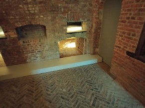 Old bread oven. This room is not wheelchair accessible, and not easily accessible for people with walking difficulties.