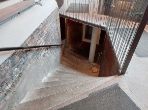 Escalier d'accès au sous-sol